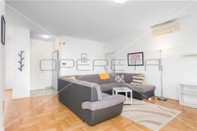 Appartement Quatre Chambres à Louer à Zagreb, Maksimir - foto 2