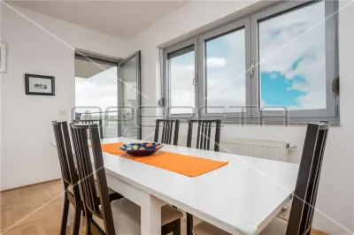 Appartement Quatre Chambres à Louer à Zagreb, Maksimir - foto 4