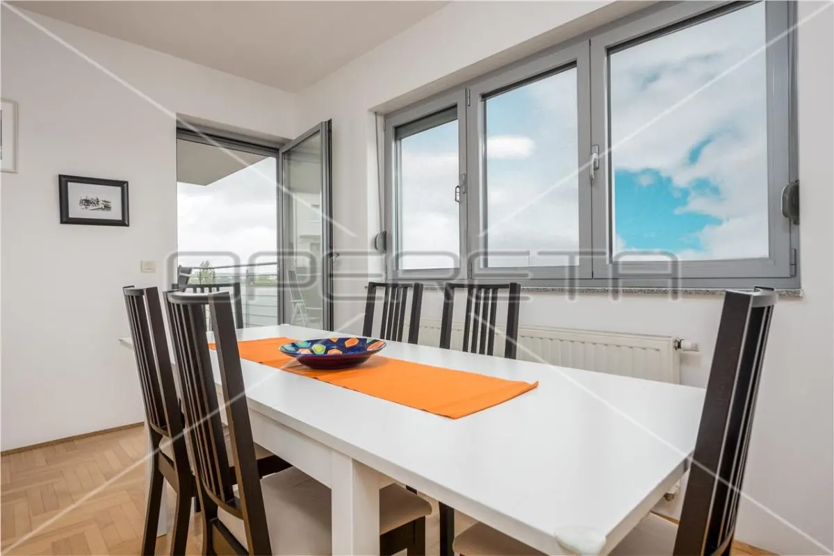 Appartement Quatre Chambres à Louer à Zagreb, Maksimir - foto 4