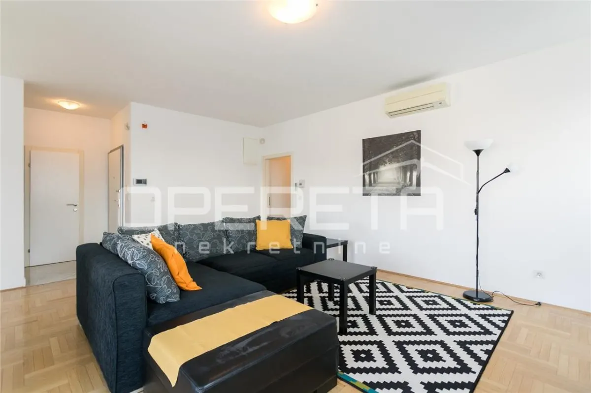 Appartement Trois Pièces à Louer à Zagreb, Maksimir - foto 2