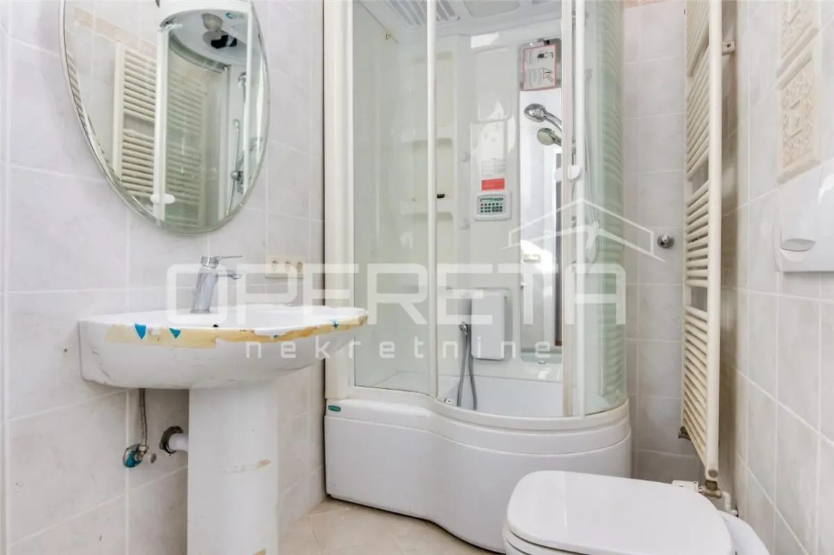 Appartement de Quatre Chambres à Louer à Zagreb, Bukovac - foto 18