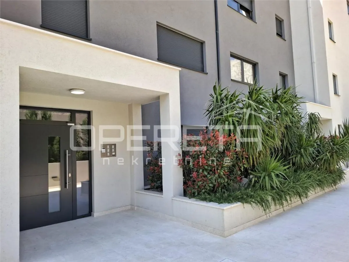 Apartament de vanzare in Croatia, Makarska - foto 16