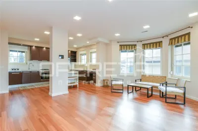 Apartamento en Venta en Zagreb, Medveščak - foto 3