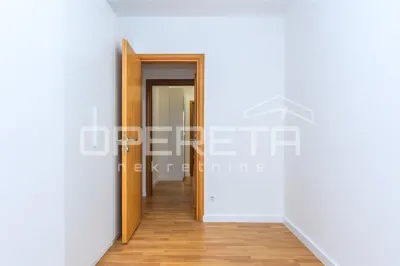 Apartamento en alquiler en Zagreb, Remete - foto 6