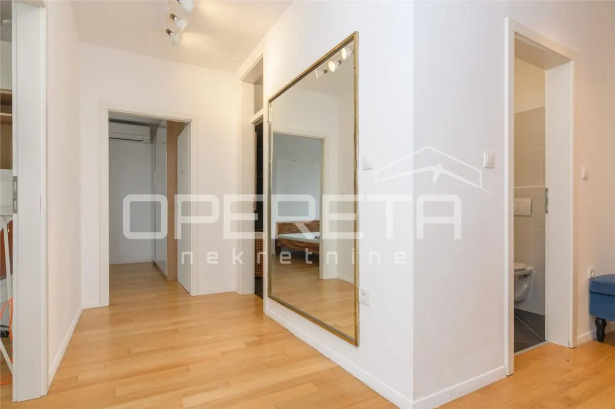 Apartamento de Cuatro Dormitorios en Venta en Samobor, Croacia - foto 18