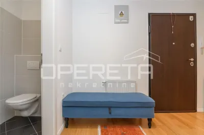 Apartamento de Cuatro Dormitorios en Venta en Samobor, Croacia - foto 19
