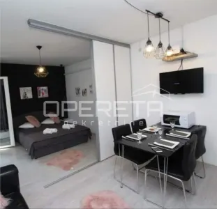Apartamento en Venta en Rovinj, Croacia - foto 3