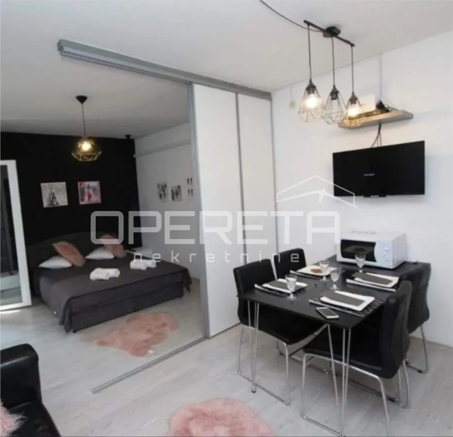 Apartamento en Venta en Rovinj, Croacia - foto 3