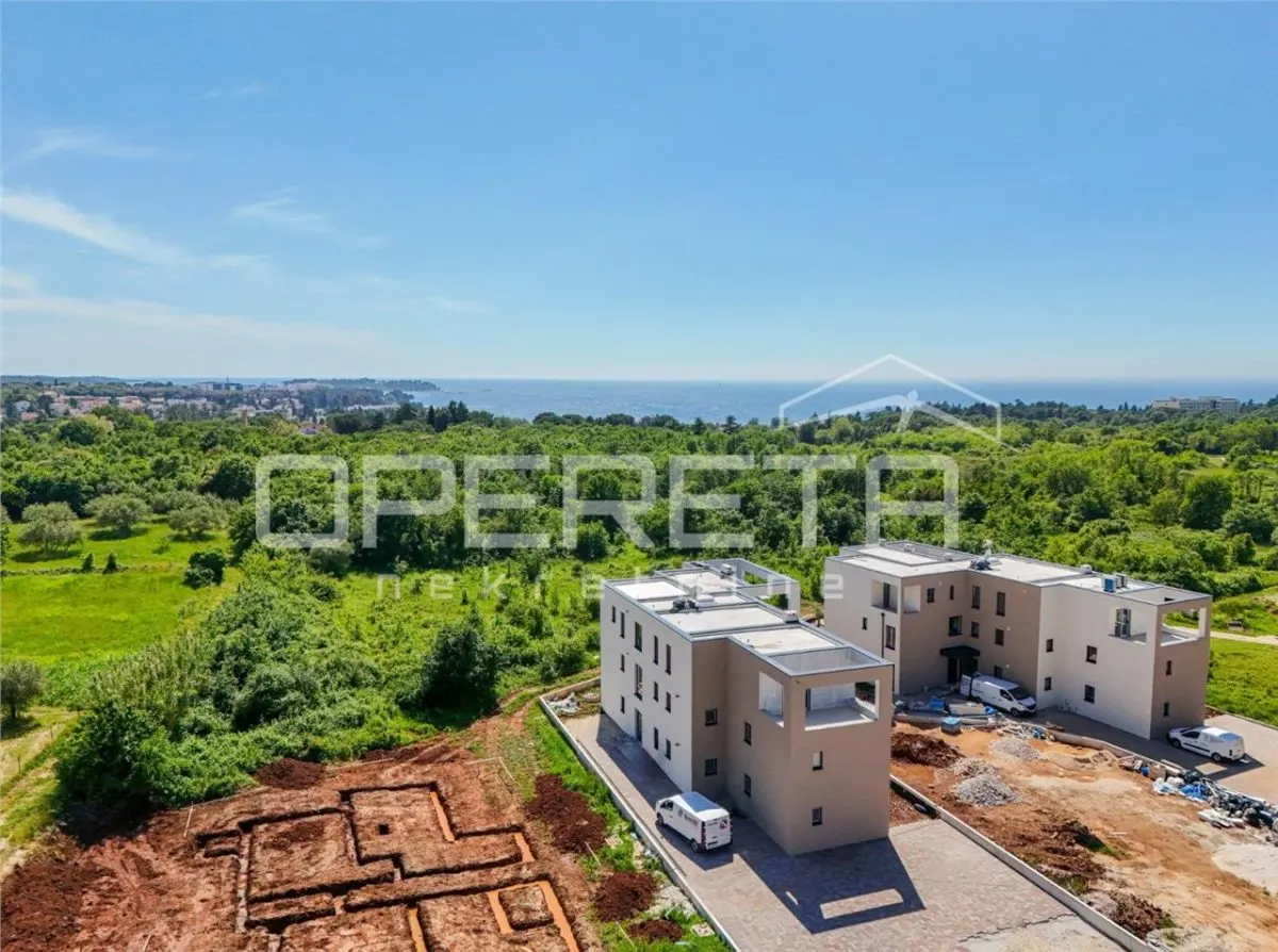 Apartamento en Planta Baja con Jardín en Venta en Porec, Croacia - foto 13