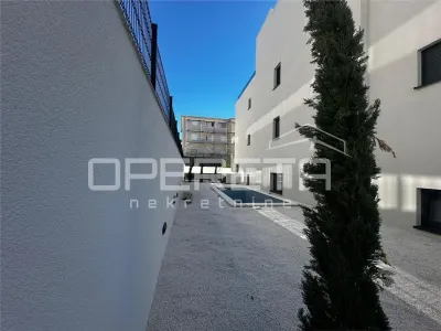 Appartement à Vendre en Croatie, Okrug Gornji - foto 8
