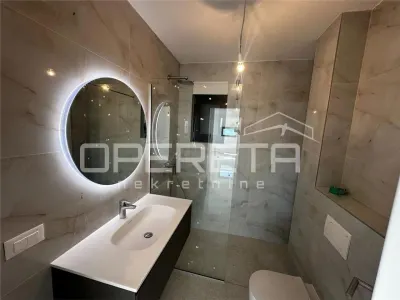 Apartament de vanzare in Croatia, Okrug Gornji - foto 8