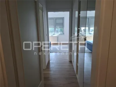 Apartamento de Tres Dormitorios en Alquiler en Varazdin, Croacia - foto 3