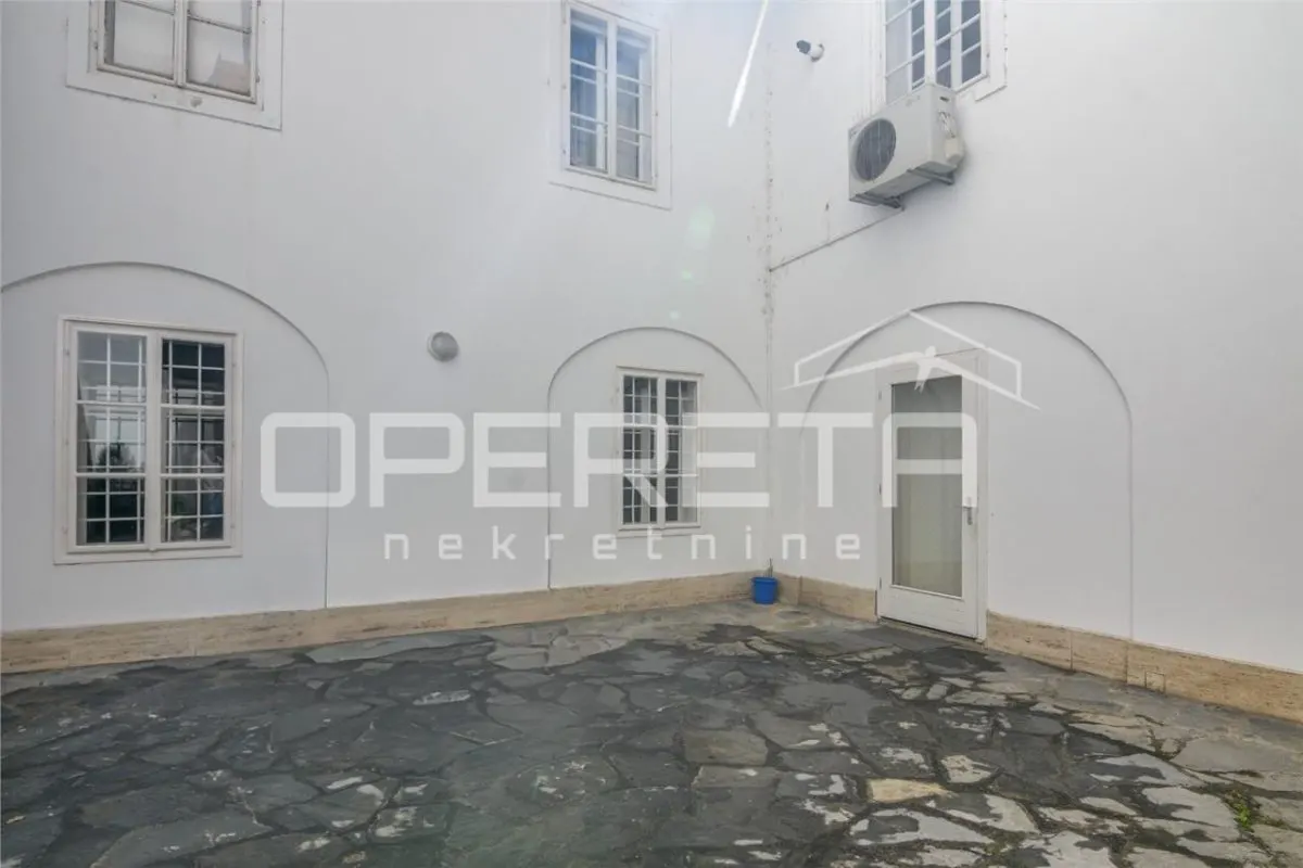 Appartement de 5 Chambres à Vendre à Zagreb, Ville Haute - foto 19