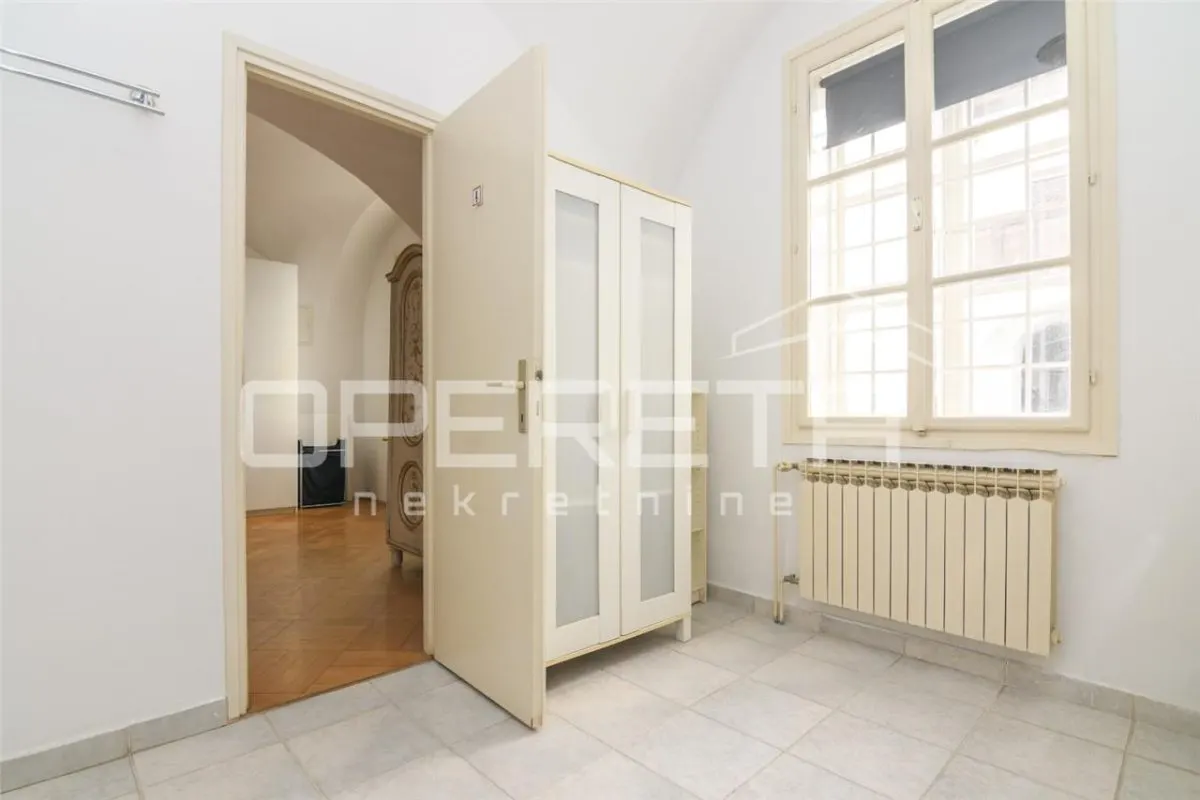 Appartement de 5 Chambres à Vendre à Zagreb, Ville Haute - foto 5