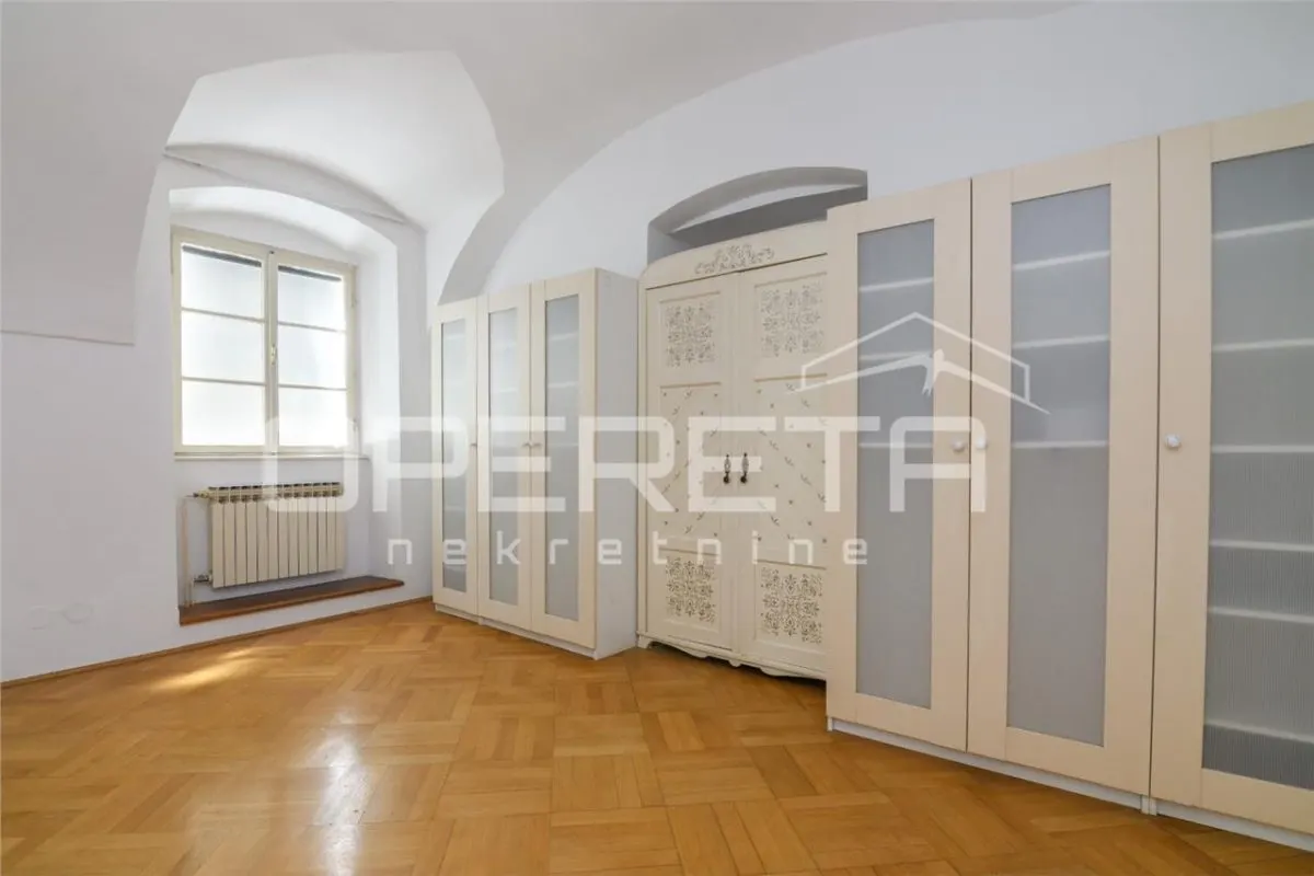 Appartement de 5 Chambres à Vendre à Zagreb, Ville Haute - foto 7