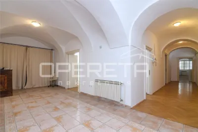 Appartement de 5 Chambres à Vendre à Zagreb, Ville Haute - foto 9