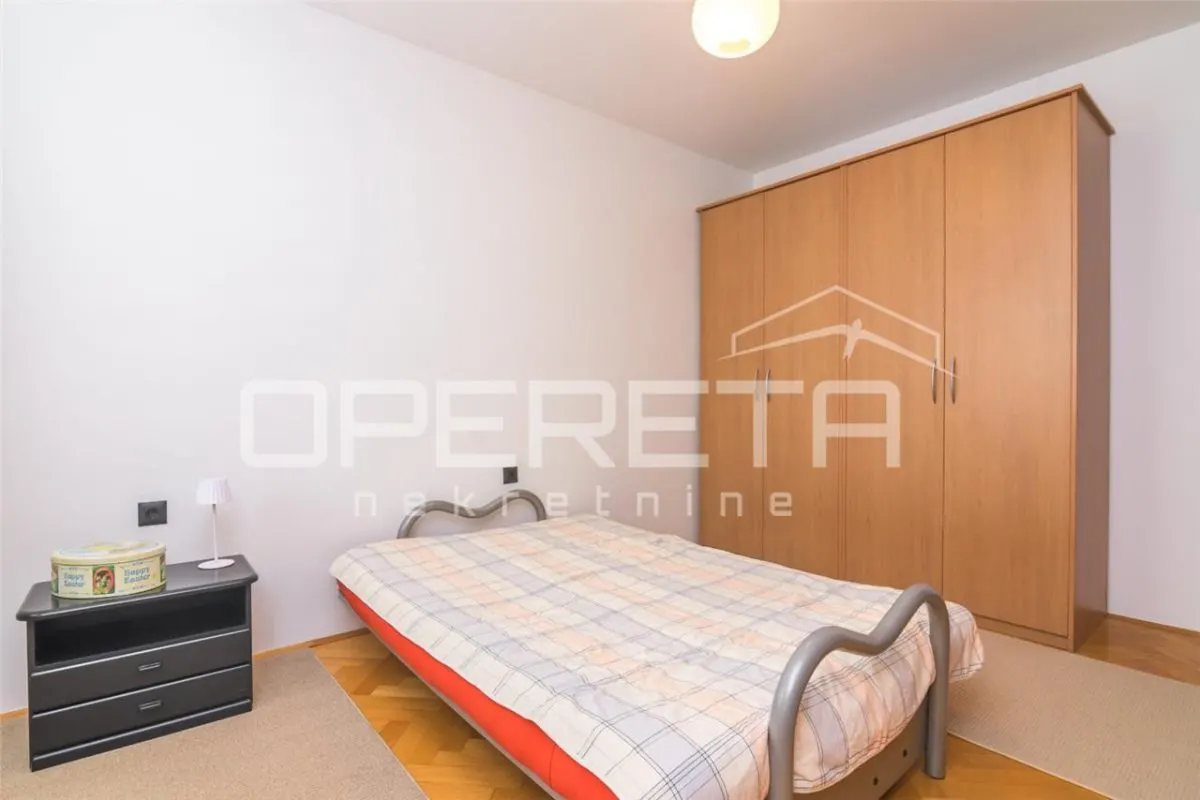 Apartamento de 2 Dormitorios en Alquiler en el Centro de Zagreb, Teslina - foto 11
