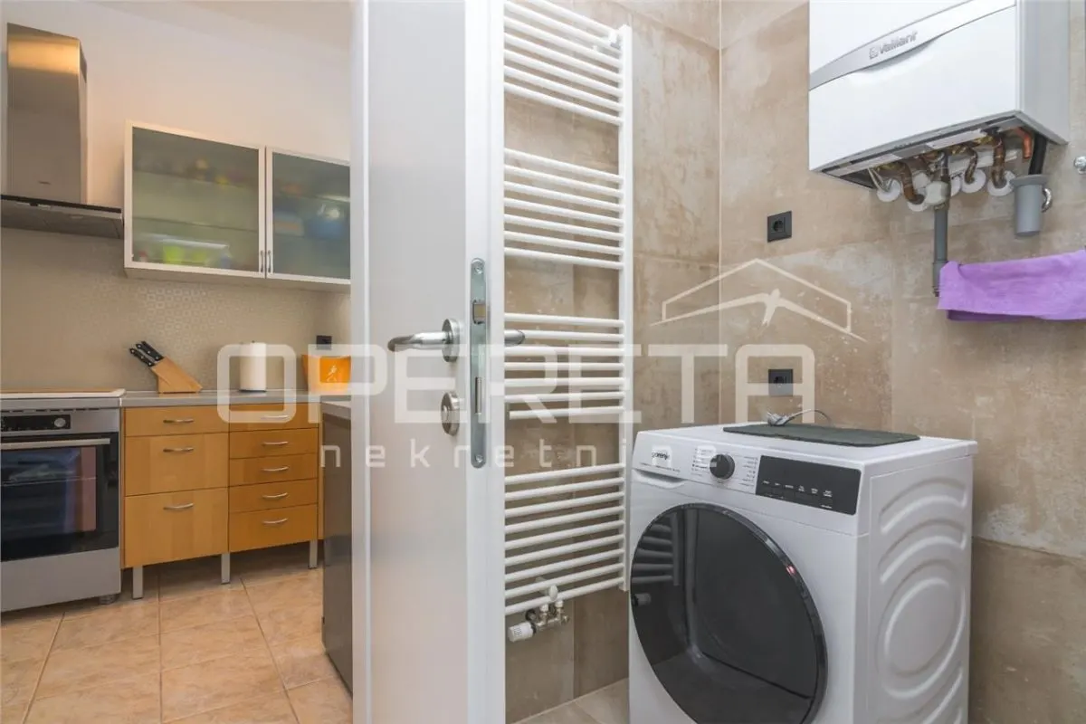 Apartamento de 2 Dormitorios en Alquiler en el Centro de Zagreb, Teslina - foto 8