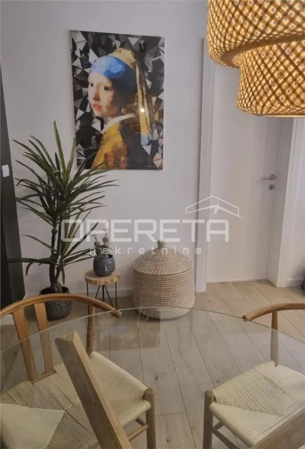 Apartamento de Dos Dormitorios en Alquiler en Split, Croacia - foto 3