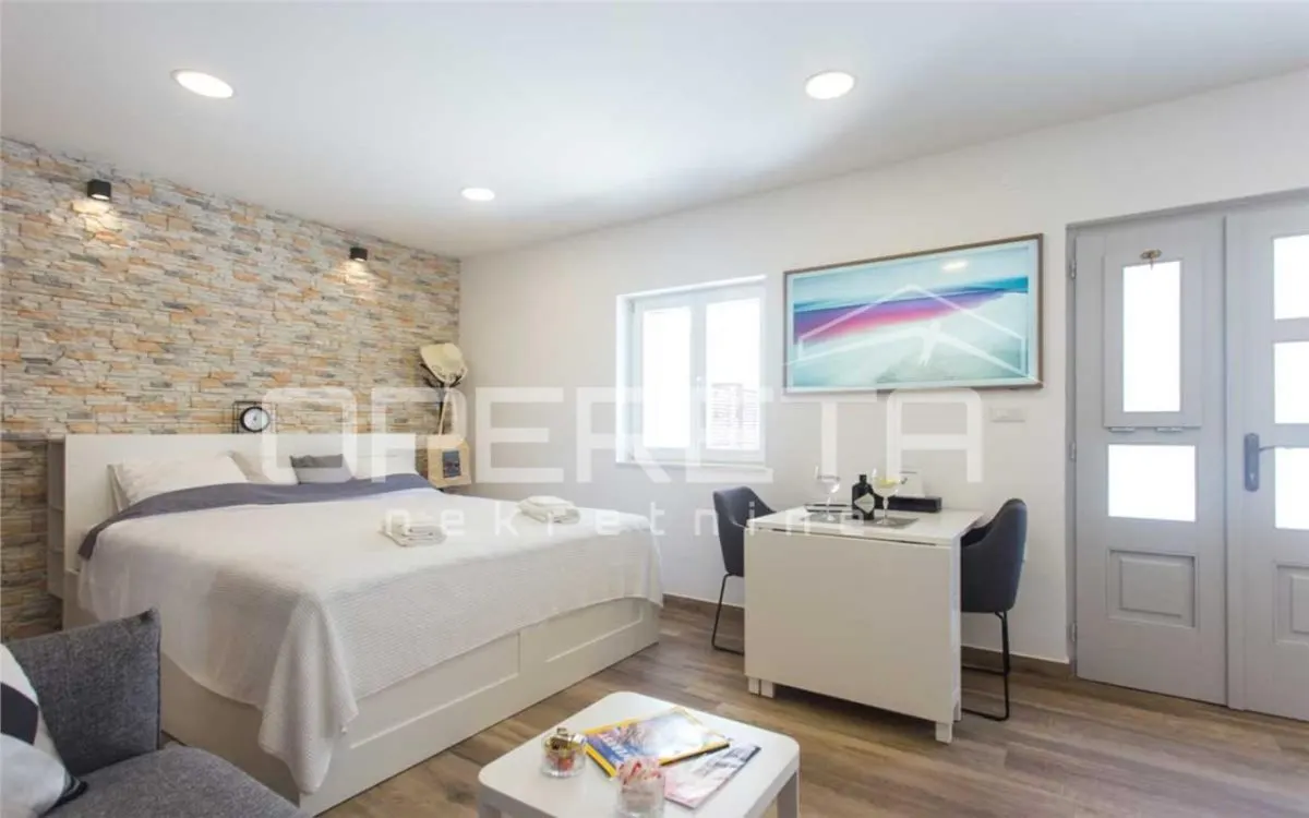 Studio à Vendre à Kaštel Gomilica, Croatie - foto 1