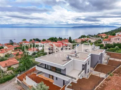 Apartment for Sale in Lovran, Croatia – Seafront Luxury Complex - foto 8