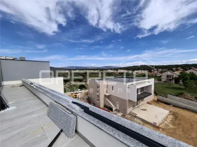 Apartamento dúplex en venta en Vrboska, Hvar, Croacia - Vrboska