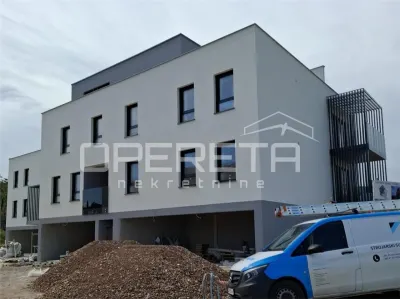 Apartamento Dúplex en Venta en Vrboska, Hvar, Croacia - foto 3
