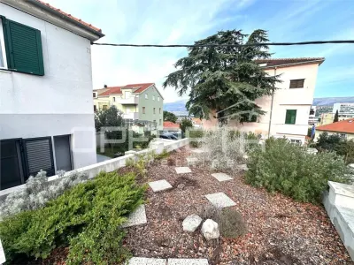 Appartement Deux Chambres à Vendre à Split, Croatie - foto 5