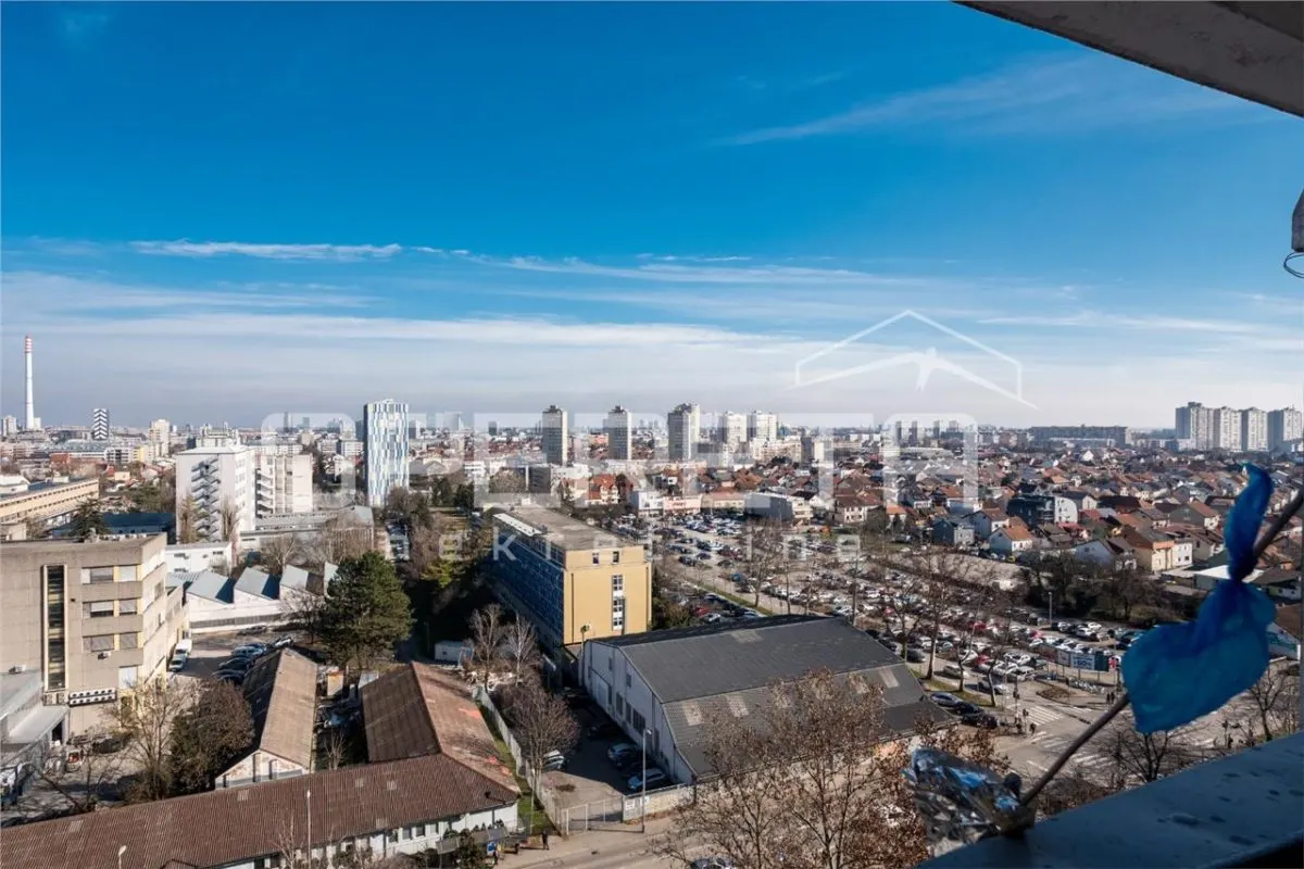 Three-Bedroom Apartment for Sale in Zagreb, Trešnjevka Sjever - foto 1