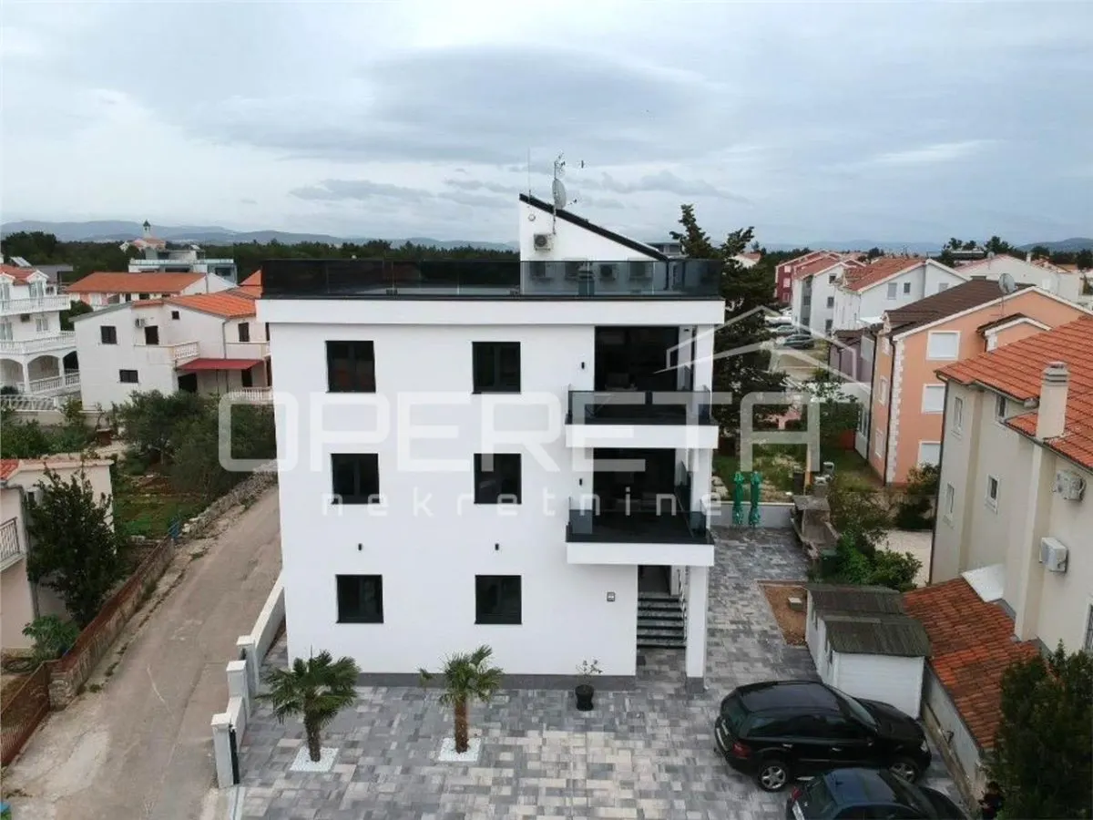 Apartamento de Dos Dormitorios en Venta en Vodice, Srima, Croacia - foto 10
