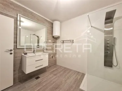 Appartement à Vendre en Croatie, Okrug Gornji – Première Ligne de Mer - foto 14