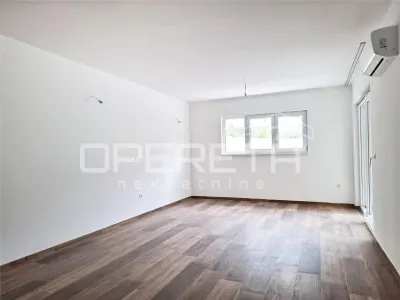 Appartement à Vendre en Croatie, Okrug Gornji – Première Ligne de Mer - foto 8
