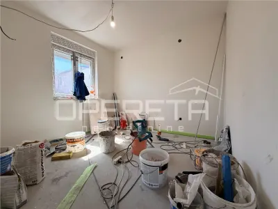 Apartamento de Cinco Habitaciones en Venta en Zagreb, Croacia - foto 7