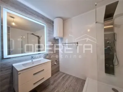 Appartement à Vendre en Croatie, Okrug Gornji - foto 2