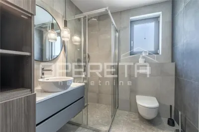 Apartamento Moderno en Planta Baja con Piscina Privada, Nova Vas, Croacia - foto 16