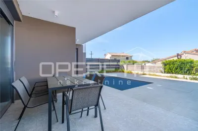 Apartamento Moderno en Planta Baja con Piscina Privada, Nova Vas, Croacia - foto 19