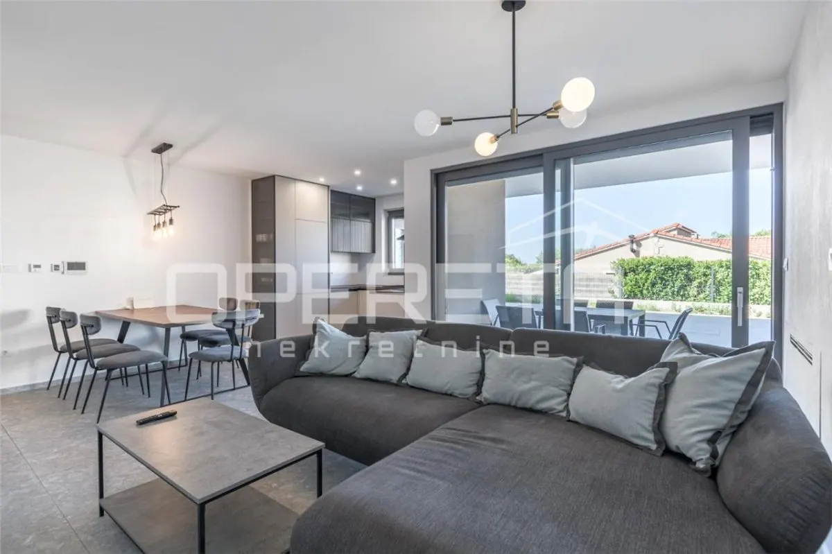 Apartamento Moderno en Planta Baja con Piscina Privada, Nova Vas, Croacia - foto 4