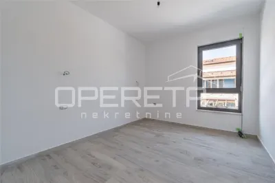 Apartamento en Venta en Umag, Croacia - foto 6
