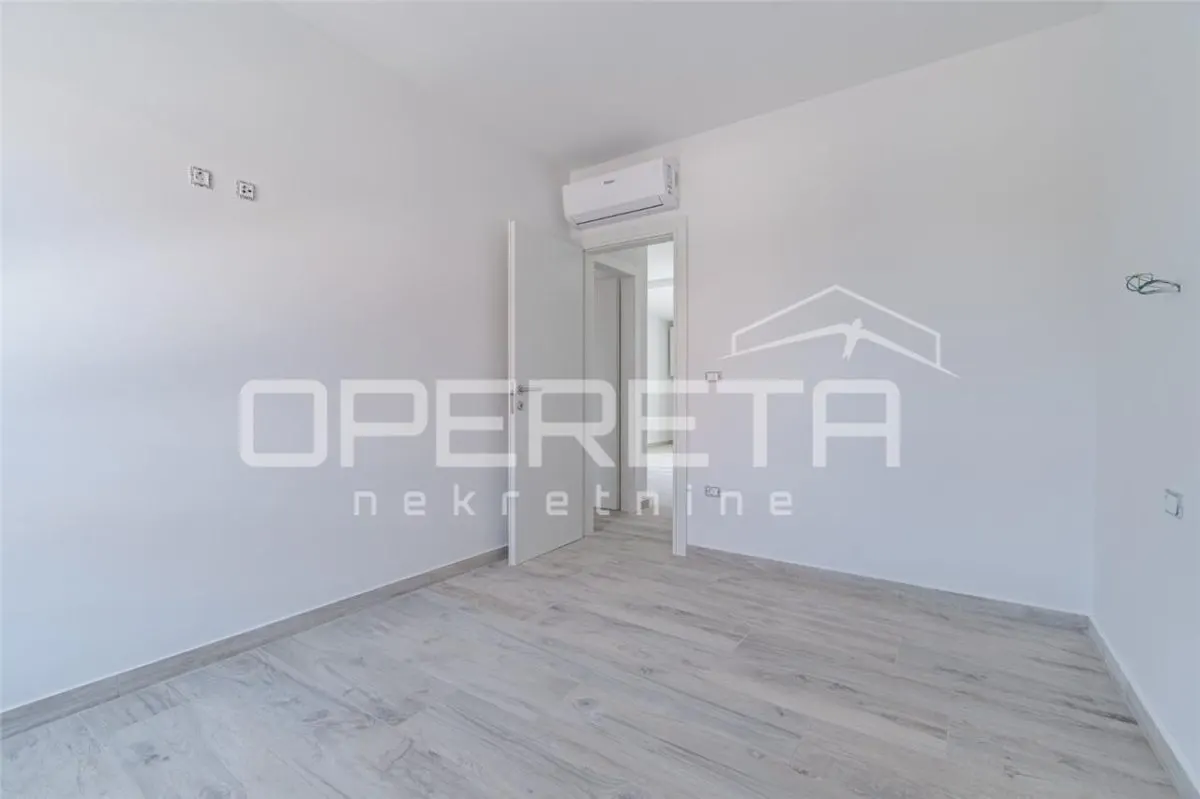 Apartamento en Venta en Umag, Croacia - foto 7