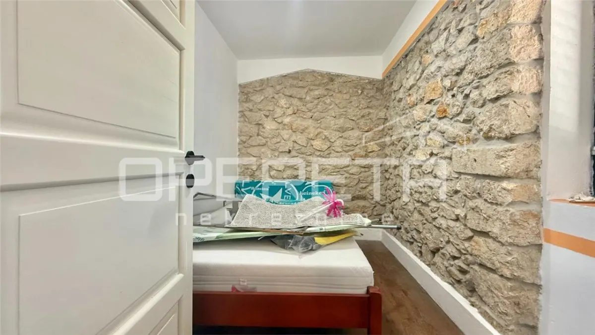 Apartament de vanzare in Croatia, Vrsi - foto 2