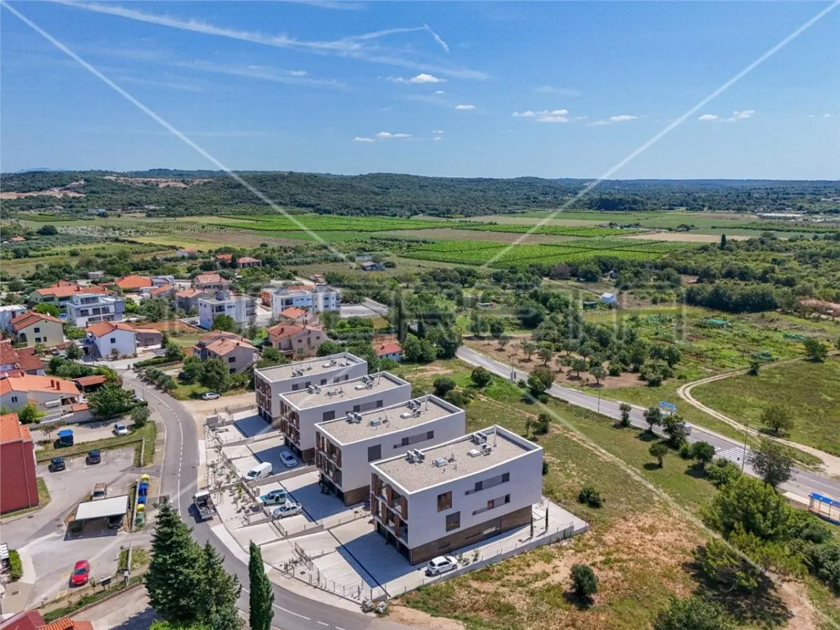 Apartamento Moderno de 3 Dormitorios en Venta en Rovinj, Croacia - foto 9