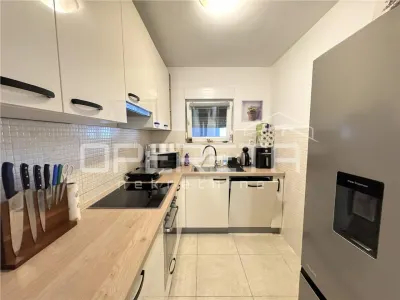 Apartament de vanzare in Croatia, Okrug Gornji - foto 7