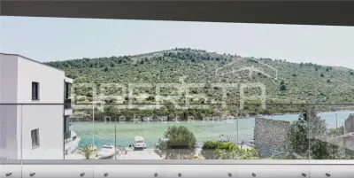Apartamento de Dos Dormitorios en Venta en Rogoznica, Croacia – Vista al Mar - Rogoznica