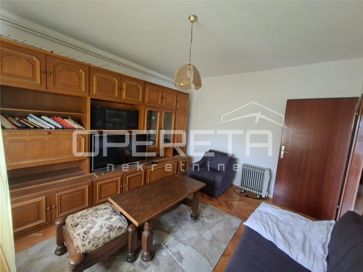 Appartement de Trois Chambres à Vendre à Split, Croatie - foto 2
