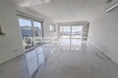 Apartment for Sale in Rab, Croatia - foto 3