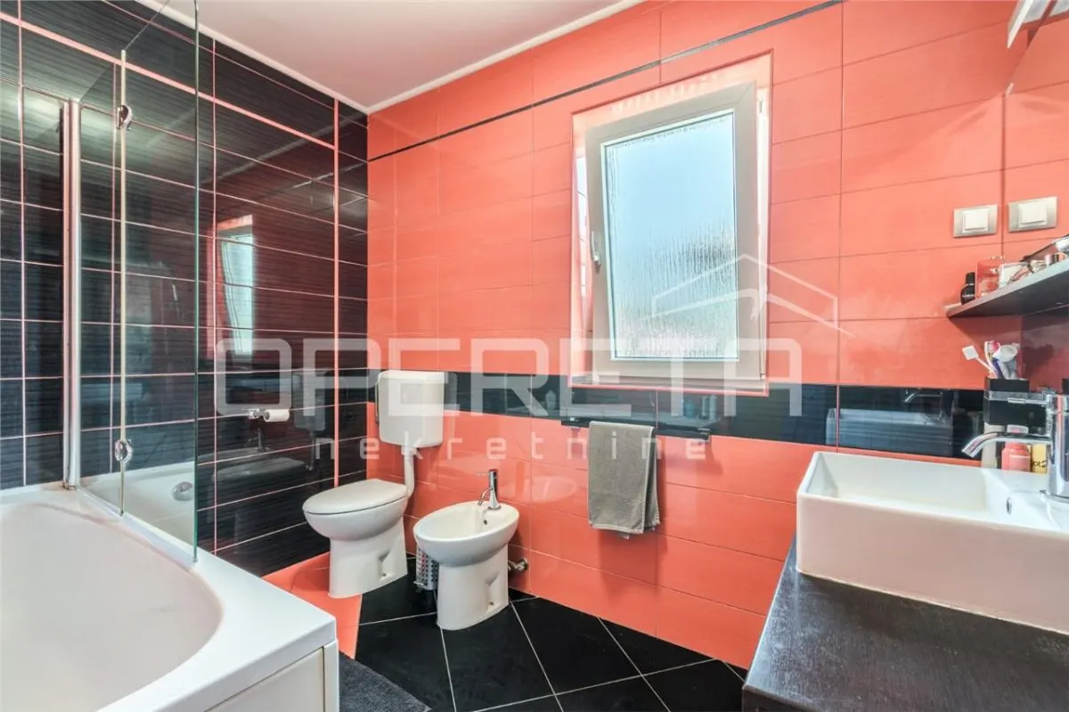 Apartment for Sale in Umag, Croatia - foto 16