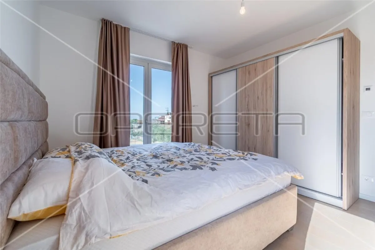 Apartamento en Venta en Porec, Istria, Croacia – Vistas al Mar - foto 11
