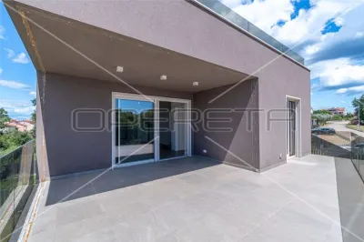 Apartamento en Venta en Porec, Istria, Croacia – Vistas al Mar - foto 22