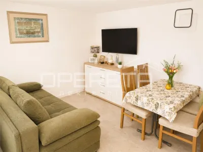 Propriété à Deux Unités à Vendre en Croatie, Okrug Gornji - foto 2