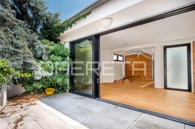 Apartamento de Lujo con Vistas al Casco Antiguo, Centro de Varazdin – 120.19 m² - Varazdin